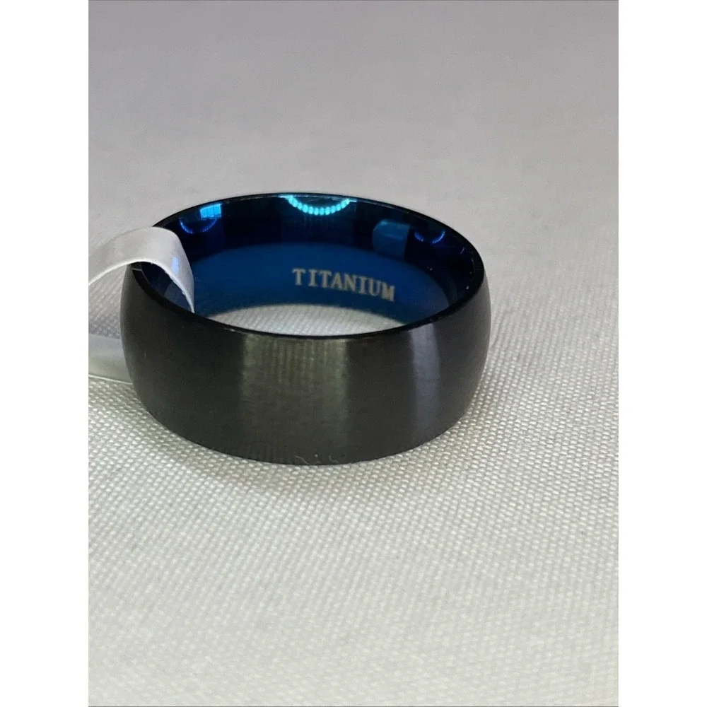 Unbranded Titanium Ring Mens Size 8 Black New 7mm Blue Lining #1880